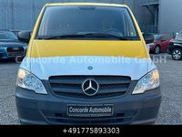 Gebraucht Mercedes Vito 95 PS (69 kW) 2011 Verkehrsgelb "89" Van