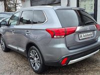 Gebraucht Mitsubishi Outlander 150 PS (110 kW) 2016 Grau SUV