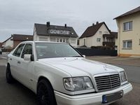 Gebraucht Mercedes E320 Sportline 220 PS (161 kW) 1995 Weiß Limousine