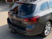 Gebraucht Opel Astra 140 PS (102 kW) 2011 Grau Kombi