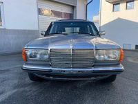 Gebraucht Mercedes 300 125 PS (91 kW) 1982 Grau Limousine