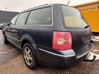 Second-hand VW Passat 150 CP (110 kW) 2003 Gri Break