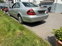 Gebraucht Mercedes E220 150 PS (110 kW) 2004 Silber Limousine