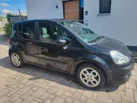 Używany Renault Modus Dynamique 75 KM (55 kW) 2009 Czarny Minivan