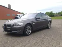 Gebraucht BMW 525 Sport Line 204 PS (150 kW) 2010 Braun Limousine