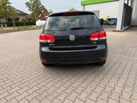Gebraucht VW Golf VII Match 122 PS (89 kW) 2012 Schwarz Limousine