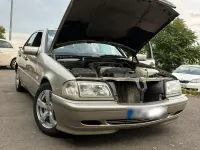 Gebraucht Mercedes C200 Classic 136 PS (100 kW) 1998 Gold Limousine