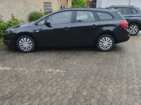 Gebraucht Opel Astra Active 140 PS (102 kW) 2012 Schwarz Kombi