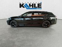 Neu VW Passat R-line 150 PS (110 kW) 2026 Grenadillschwarz metallic Kombi