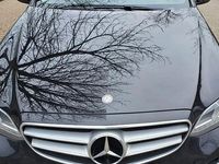 Gebraucht Mercedes E220 163 PS (119 kW) 2015 Schwarz Limousine