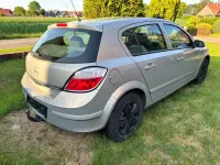 Gebraucht Opel Astra 105 PS (77 kW) 2005 Silber Limousine