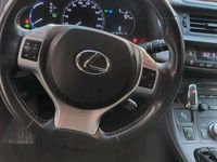 Gebraucht Lexus CT200h 136 PS (100 kW) 2011 Silber Limousine