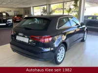 Używany Audi A3 Attraction 125 KM (91 kW) 2016 Brązowy Hatchback