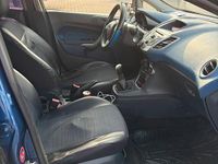Gebraucht Ford Fiesta 60 PS (44 kW) 2009 Blau Kleinwagen