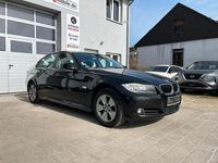 Gebraucht BMW 318 143 PS (105 kW) 2010 Schwarz Limousine