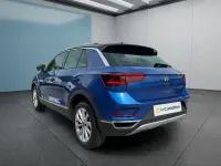 Gebraucht VW T-Roc 150 PS (110 kW) 2022 Blau SUV