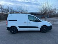 Gebraucht Peugeot Partner 90 PS (66 kW) 2008 Weiß Van / Kleinbus