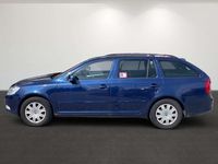 Gebraucht Skoda Octavia Ambiente 140 PS (102 kW) 2010 Stormblau metallic Kombi
