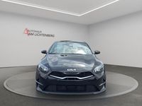 Neu Kia Ceed 101 PS (74 kW) 2025 Schwarz Kleinwagen