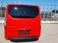 Gebraucht Ford Transit Custom 170 PS (125 kW) 2019 Rot Van / Kleinbus