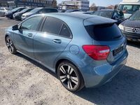 Gebraucht Mercedes A220 177 PS (130 kW) 2015 Blau Limousine