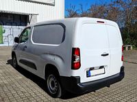 Gebraucht Peugeot Partner 102 PS (75 kW) 2022 Weiß Van / Kleinbus
