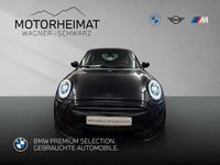 Gebraucht Mini Cooper Classic 136 PS (100 kW) 2024 Midnight black metallic Kleinwagen
