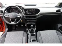 Gebraucht VW T-Cross Move 95 PS (69 kW) 2023 Orange SUV
