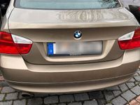 gebraucht BMW 320 i 150PS E90