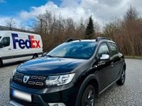 Gebraucht Dacia Sandero Stepway 90 PS (66 kW) 2017 Schwarz SUV