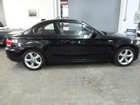 Gebraucht BMW 120 Sport Line 170 PS (125 kW) 2010 Schwarz Kleinwagen