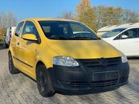 Gebraucht VW Fox Basis 54 PS (39 kW) 2005 Gelb Kleinwagen