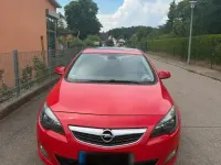 Gebraucht Opel Astra Cosmo 140 PS (102 kW) 2010 Rot Limousine