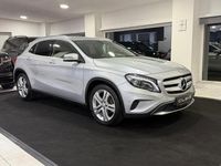 Gebraucht Mercedes GLA220 Urban 170 PS (125 kW) 2015 Silber SUV