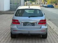 Gebraucht Mercedes B200 193 PS (141 kW) 2006 Silber Van / Kleinbus