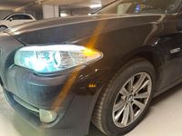 Gebraucht BMW 520 184 PS (135 kW) 2012 Schwarz Kombi