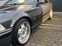 gebraucht BMW 325 Cabriolet e36 i Original M-Paket /Schalter/Dark Shadow