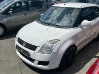Gebraucht Suzuki Swift 92 PS (67 kW) 2010 Weiß Kleinwagen