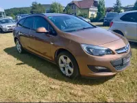 Używany Opel Astra 140 KM (102 kW) 2015 Brązowy Kombi