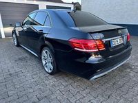 Gebraucht Mercedes E500 Elegance 387 PS (284 kW) 2011 Schwarz Limousine