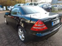 Gebraucht Mercedes SLK230 197 PS (144 kW) 2001 Schwarz Cabrio