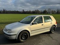 Gebraucht VW Golf IV 100 PS (73 kW) 1998 Silber Kleinwagen