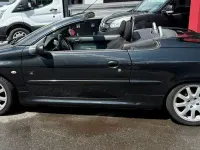 Gebraucht Peugeot 206 CC 109 PS (80 kW) 2006 Schwarz Cabrio