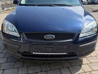 Gebraucht Ford Focus Trend 80 PS (58 kW) 2005 Blau Limousine