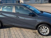 Gebraucht Hyundai Bayon Trend 101 PS (74 kW) 2024 Grau SUV