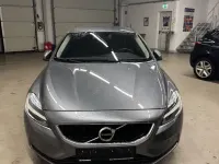 Gebraucht Volvo V40 Momentum 120 PS (88 kW) 2016 Grau Limousine