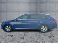 Gebraucht Skoda Superb Ambition 150 PS (110 kW) 2023 Energyblau Kombi