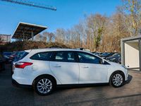 Gebraucht Ford Focus 95 PS (69 kW) 2014 Weiß Kombi