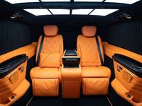 Gebraucht Mercedes V300 237 PS (174 kW) 2024 Schwarz Van / Kleinbus