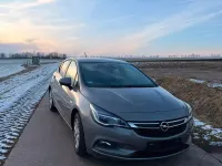 Gebraucht Opel Astra 125 PS (91 kW) 2016 Grau Limousine
